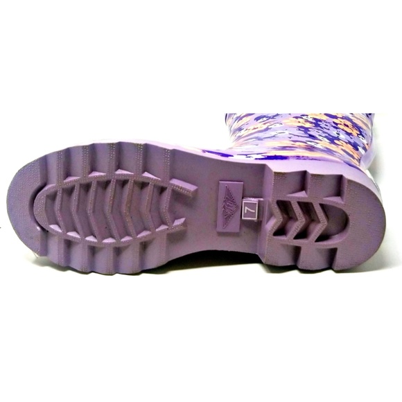 Women Rain Boots, 11" Mid-Calf Purple Flower Rubber - Picture 4 of 6
